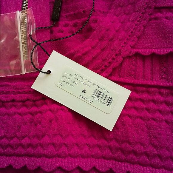Milly Fuchsia Textured Fit & Flare Knit Dress Size L NWT - Picture 2 of 6